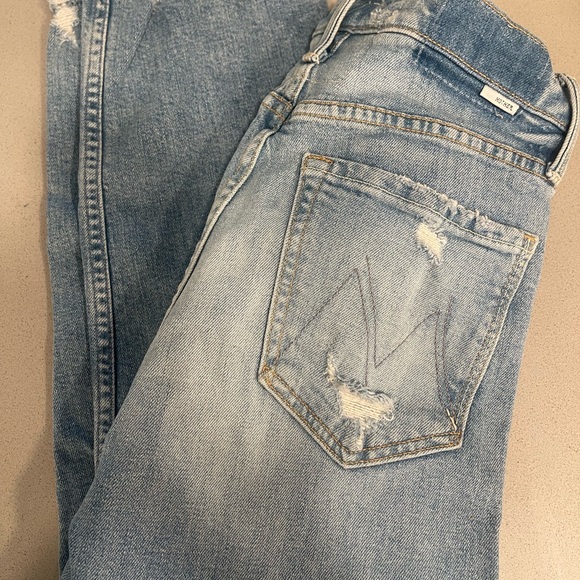 MOTHER Denim - The Tomcat in The Confession 26 Distressed Straight Leg - Picture 2 of 10